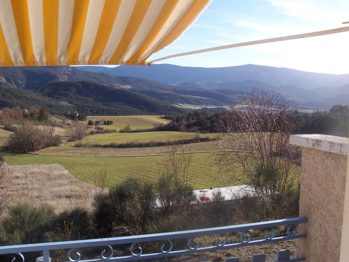 L'Ensoleillee Bed & Breakfast Rosans Exterior foto