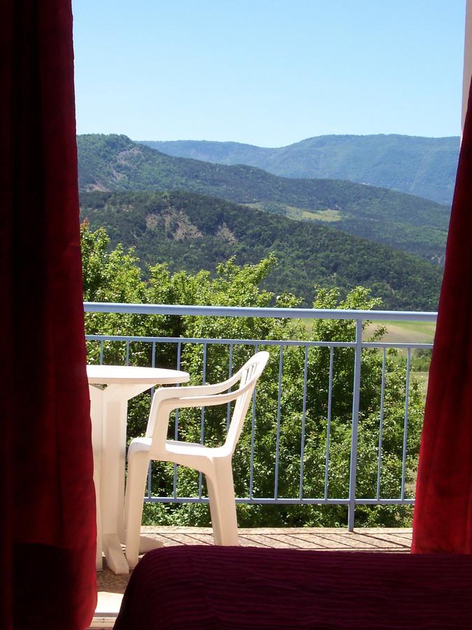 L'Ensoleillee Bed & Breakfast Rosans Exterior foto